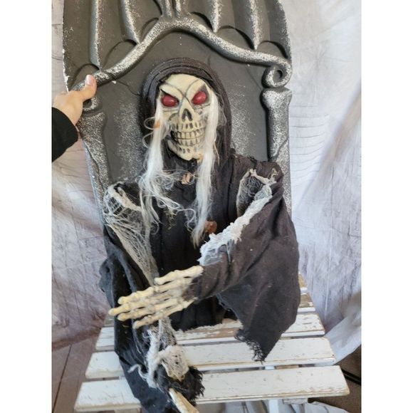 Grim reaper tombstone Halloween prop - Picture 7 of 7